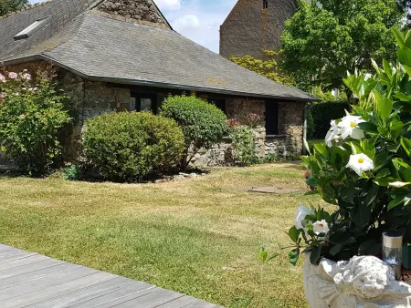 Havre de paix avec piscine chauffée, jardin arboré et activités pour tous - Photo 20