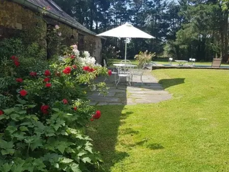 Havre de paix avec piscine chauffée, jardin arboré et activités pour tous - Photo 21