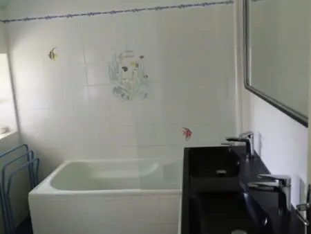 Gîte rénové en campagne, 3 ch., terrain 5000m², proche randonnées et Le Mans ! - Photo 14