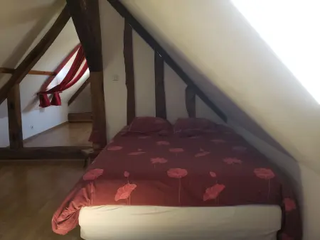 Charmante maison paysanne rénovée avec grand terrain, proche de la rivière et du village médiéval - Photo 9