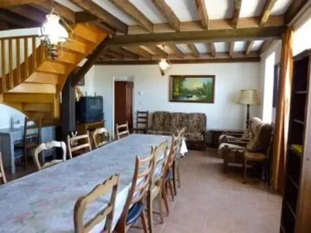 Gîte spacieux et paisible près du Mans avec grand terrain, 15 couchages, ping-pong et WIFI - Photo 2