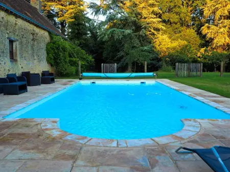 Gîte authentique avec piscine chauffée, parc et chevaux, au cœur d'un château historique - Photo 11