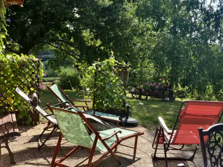 Maison en bois avec jardin, idéal randonnée, fibre haut débit, équipements bébé près du Mans et Tours - Photo 1