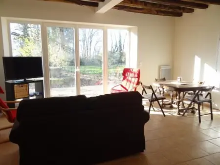 Gîte rénové en pleine campagne près du Mans : 5 chambres, terrasse, barbecue, accès Paris facile - Photo 2