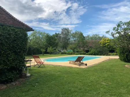 Gîte charmant avec piscine chauffée, tennis et jardin près de Beaumont-sur-Sarthe - Photo 1