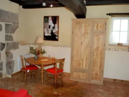 Gîte charmant avec piscine chauffée, tennis et jardin près de Beaumont-sur-Sarthe - Photo 6