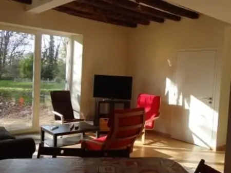 Charmante Ferme Rénovée avec Terrasse à 7 km du Mans, 8 Couchages, TV, Internet, Cuisine Équipée - Photo 3