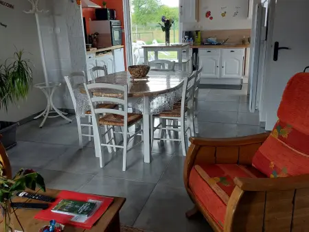 Gîte tout confort près du circuit des 24H du Mans - 3 chambres, jardin et parking privé - Photo 18