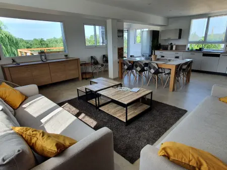 Gîte familial avec piscine privative chauffée, terrasse sur le Loir et proche du Zoo de La Flèche - Photo 3