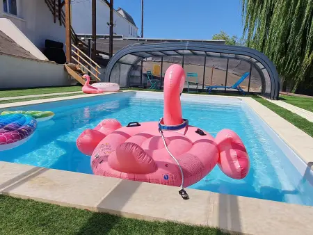 Gîte familial avec piscine privative chauffée, terrasse sur le Loir et proche du Zoo de La Flèche - Photo 10
