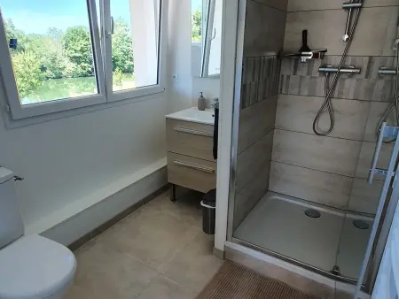 Gîte familial avec piscine privative chauffée, terrasse sur le Loir et proche du Zoo de La Flèche - Photo 30