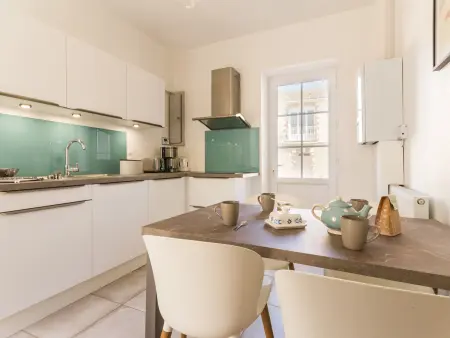 Maison familiale moderne, 300m du centre, 500m de la mer, WIFI gratuit, draps inclus. - Photo 2