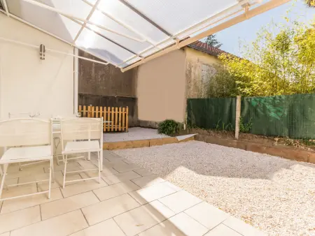 Maison familiale moderne, 300m du centre, 500m de la mer, WIFI gratuit, draps inclus. - Photo 8