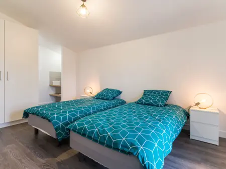 Maison calme, rénovée, proche Clisson – 3 chambres, terrasses, jardin, pétanque, stationnement privé - Photo 5