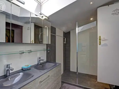 Maison de vacances spacieuse avec jardin et animaux admis - Photo 23
