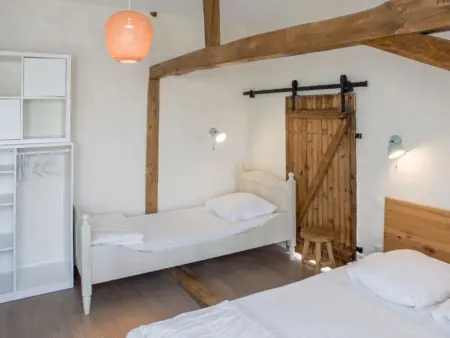 Maison familiale avec piscine chauffée, salle de jeux et grand jardin - 5 chambres, 15 couchages - Photo 18