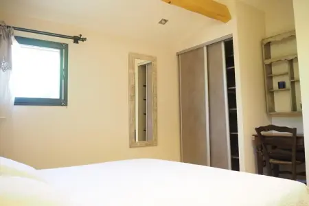 Ferienhaus in Bédarrides, Maison en pierre près des vignobles Châteauneuf - Photo 10