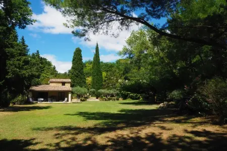 Ferienhaus in Bédarrides, Maison en pierre près des vignobles Châteauneuf - Photo 16