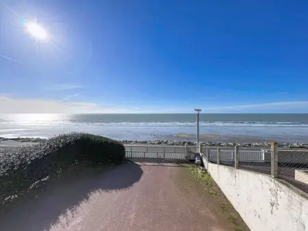 Villa bord de mer avec jardin et Wifi gratuit, Maison 10 personnes à Saint Pair sur Mer - Photo 3