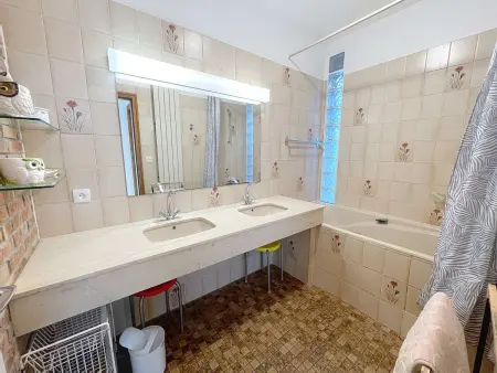 Villa bord de mer avec jardin et Wifi gratuit, Maison 10 personnes à Saint Pair sur Mer - Photo 18