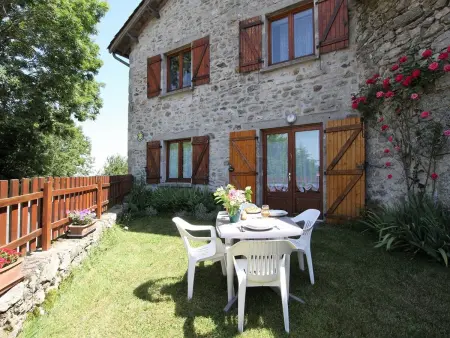 Gîte familial au calme avec jeux, VTT, randonnée, près du Parc Livradois, La Chaise-Dieu et Craponne - Photo 8