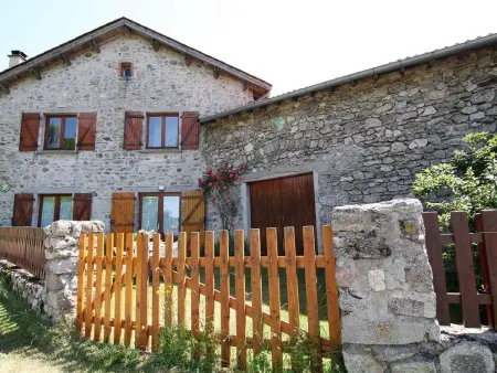 Gîte familial au calme avec jeux, VTT, randonnée, près du Parc Livradois, La Chaise-Dieu et Craponne - Photo 9