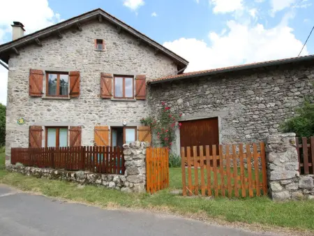 Gîte familial au calme avec jeux, VTT, randonnée, près du Parc Livradois, La Chaise-Dieu et Craponne - Photo 13