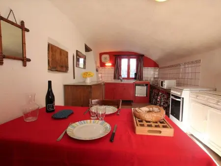 Gîte chaleureux entre festivals, nature et confort avec wifi à Jullianges - Photo 3