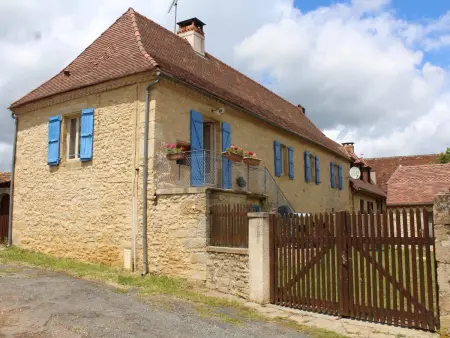 Gîte familial avec cheminée, ping-pong, près de la Grotte de Tourtoirac et du Château de Hautefort - Photo 15