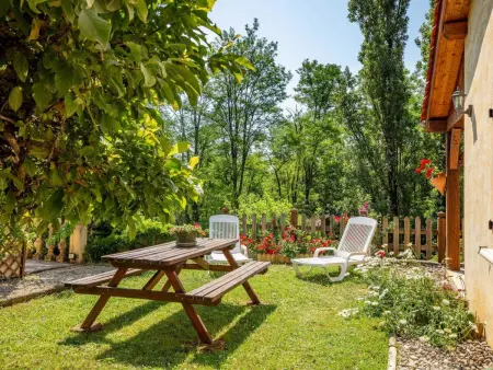 Maison Périgourdine avec Jardin, Terrasse et Accès Wifi à 3.5 km des Eyzies de Tayac - Photo 5