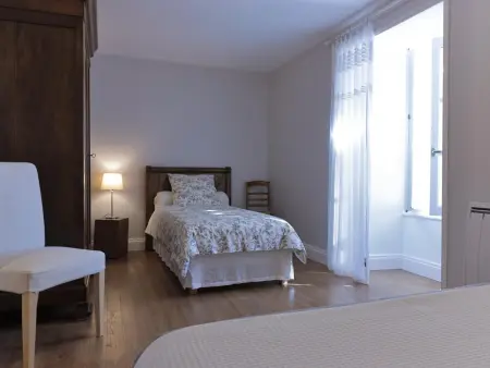 Charmante maison en pierre avec jardin, cheminée et Wifi - Photo 15