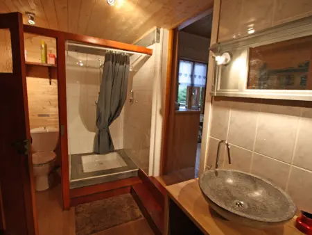 Chalet cosy proche de Gérardmer et Colmar - Nature, WIFI, 2 chambres, terrasse, garage - Photo 4