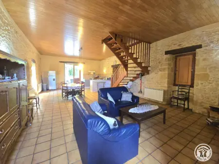 Maison indépendante près de Sarlat, cheminée, animaux acceptés - Photo 11
