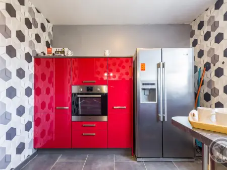 Maison de plain-pied avec terrasse, jardin clos et animaux admis - Photo 8