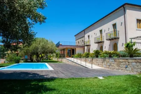 Hotel Alimunera, Villa à Naso avec piscine privée - Photo 3