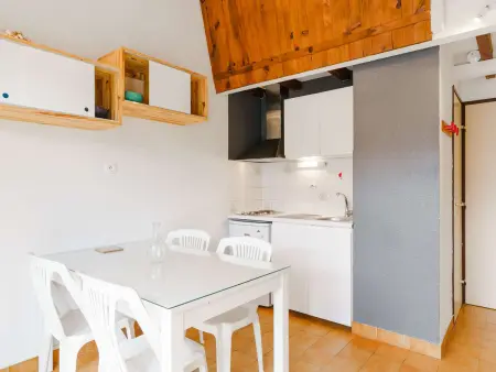 Maison avec 2 pièces et mezzanine proche plage, parking inclus - Photo 1
