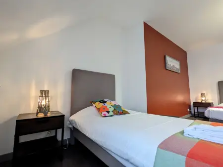 Gîte de charme avec piscine couverte, proche Paris, nature et activités en Berry - Photo 10