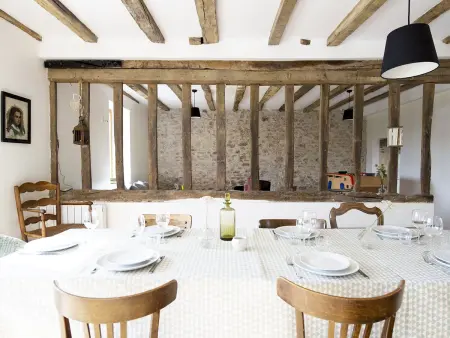 Grande Maison avec terrasse et proche rivière en Berry - Photo 1