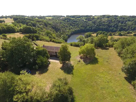 Grande Maison avec terrasse et proche rivière en Berry - Photo 4