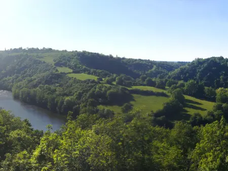Grande Maison avec terrasse et proche rivière en Berry - Photo 5