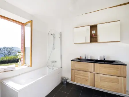 Grande Maison avec terrasse et proche rivière en Berry - Photo 19