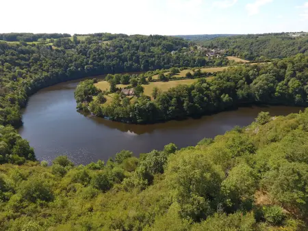 Grande Maison avec terrasse et proche rivière en Berry - Photo 27