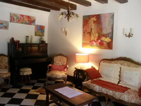 Gîte spacieux au cœur du Val de Loire, entre Orléans et Blois, avec jardin, cour fermée et BBQ ! - Photo 9