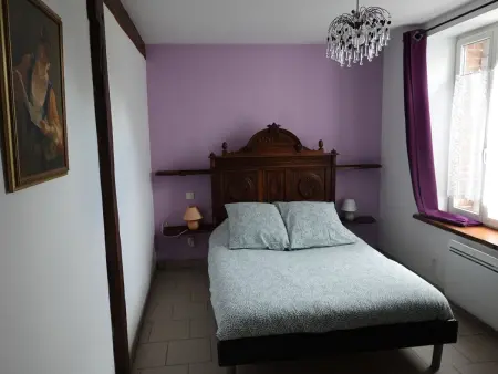 Maison confortable avec cour, proche du Château de La Bussière, idéale pour explorations. - Photo 4