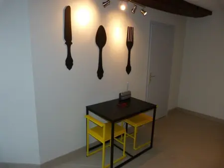 Maison confortable avec cour, proche du Château de La Bussière, idéale pour explorations. - Photo 5