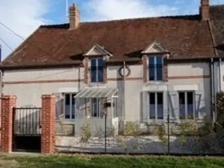 Maison confortable avec cour, proche du Château de La Bussière, idéale pour explorations. - Photo 16