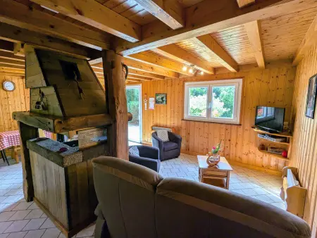 Chalet de Montagne Chaleureux avec Cheminée, Terrasse et Proche Ski - Photo 7