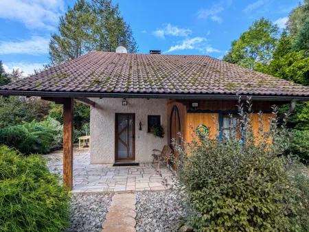 Chalet de Montagne Chaleureux avec Cheminée, Terrasse et Proche Ski - Photo 20