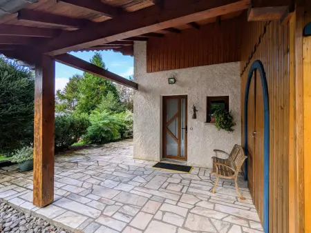 Chalet de Montagne Chaleureux avec Cheminée, Terrasse et Proche Ski - Photo 22