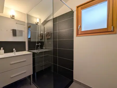 Chalet romantique avec terrasse, confort moderne, proche activités nature et ski à Cornimont - Photo 8